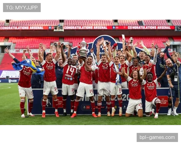 英超焦点战：莱斯特城主场迎战阿森纳，双方力争关键三分