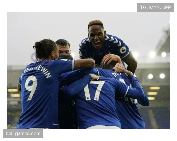 安德莱赫特攻防兼备,联赛表现持续亮眼稳居积分榜前列 安德莱赫特攻防兼备,联赛表现持续亮眼稳居积分榜前列