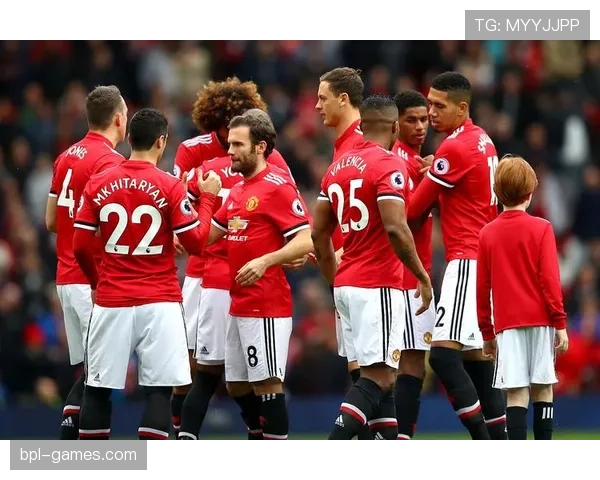 英超新星库克雷利亚表现稳健,助力球队稳步迈向冠军目标 英超新星库克雷利亚表现稳健,助力球队稳步迈向冠军目标